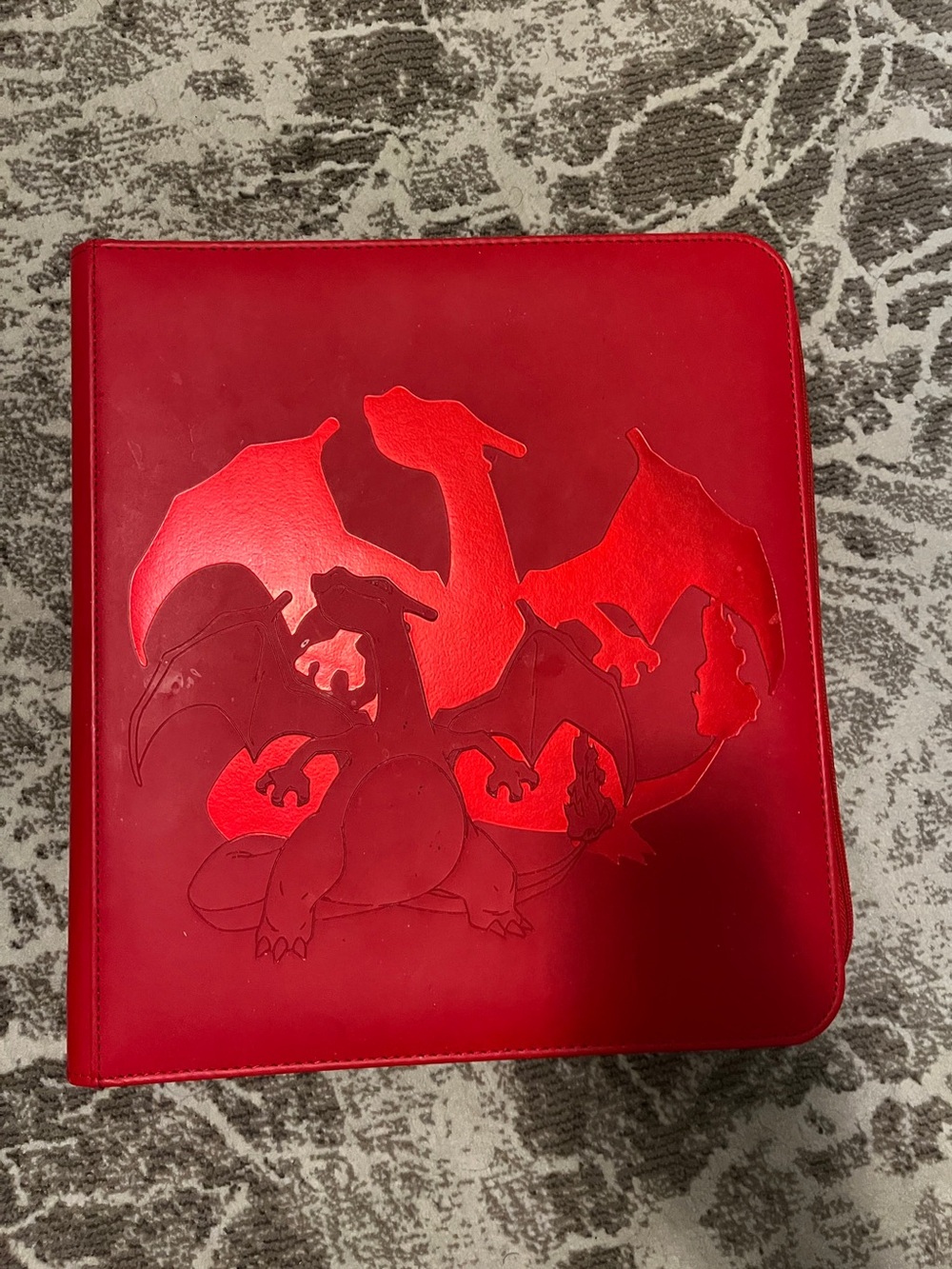Ultra Pro Elite Series: Charizard 12-Pocket Zippered PRO-Binder Pokemon
